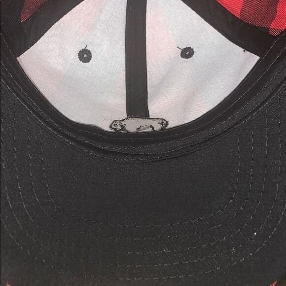 Buffalo Plaid Hat - Picture 6 of 6